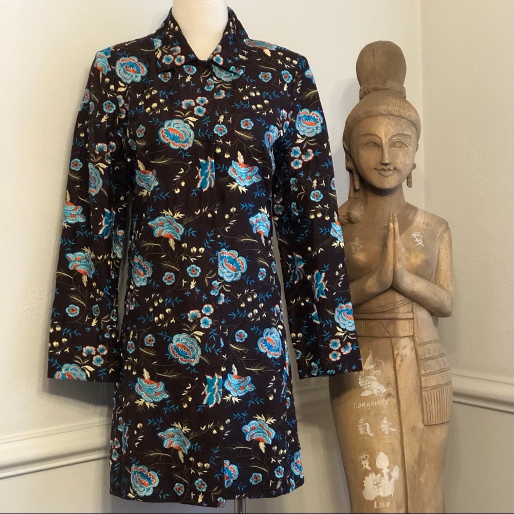 David Brooks Coat Floral Heavily Embroidered Silk Material Lined  Size Medium